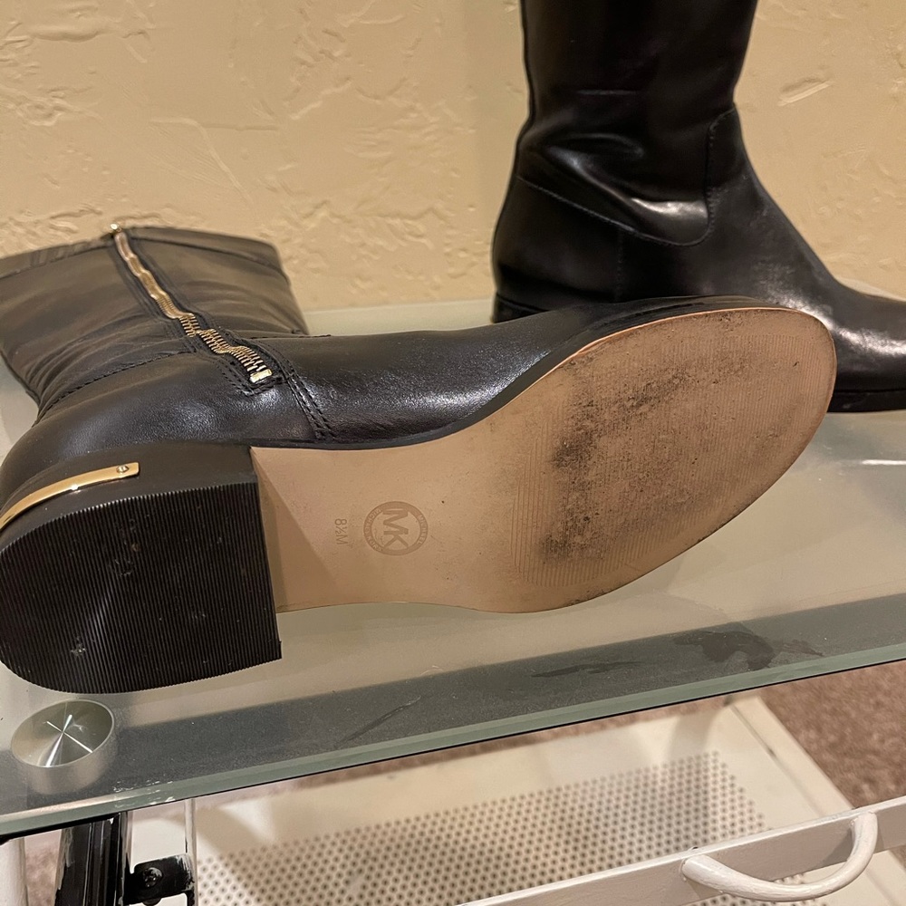 Boot - Picture 3 of 3